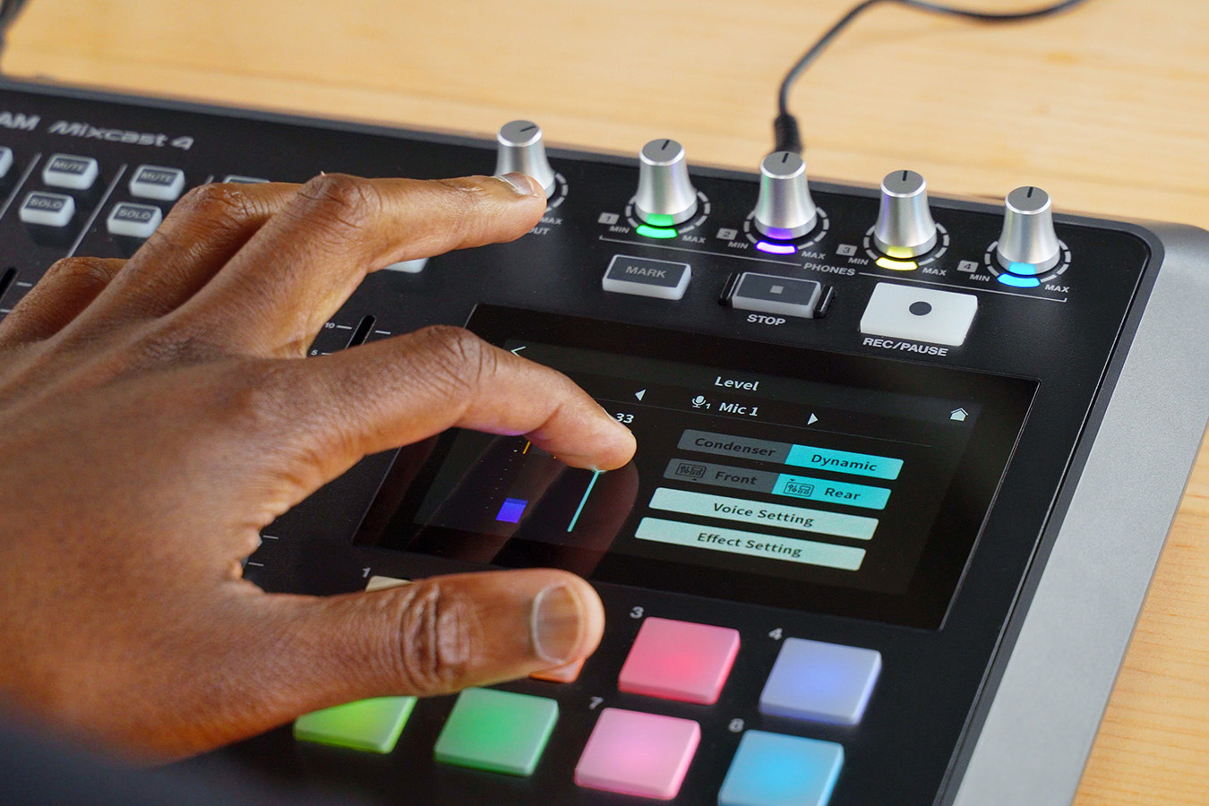 Mixcast 4 | ポッドキャストミキサー / レコーダー / USBオーディオ