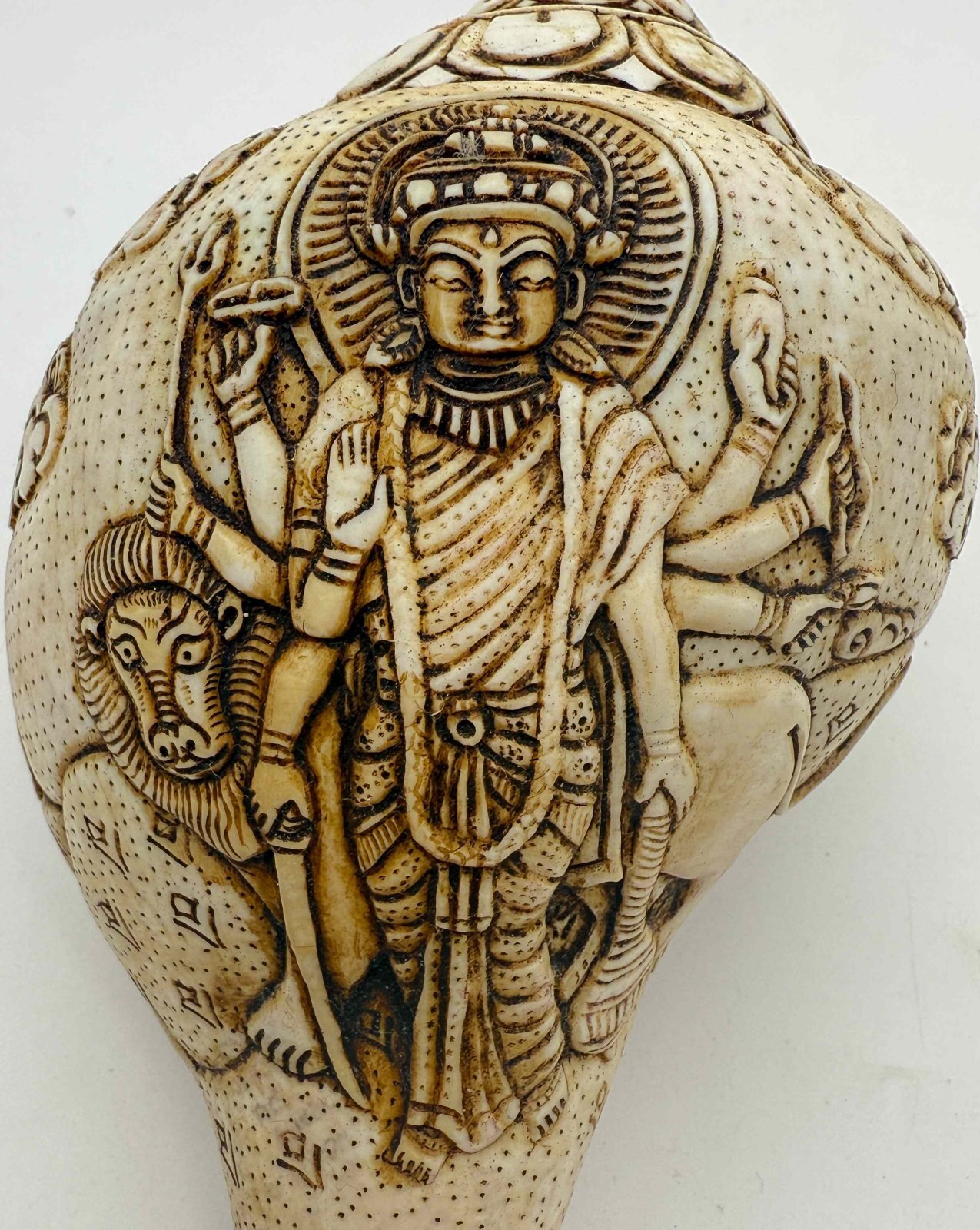 ◇チベット密教法具 法螺貝（シャンカ）ドゥルガー - TashiTage