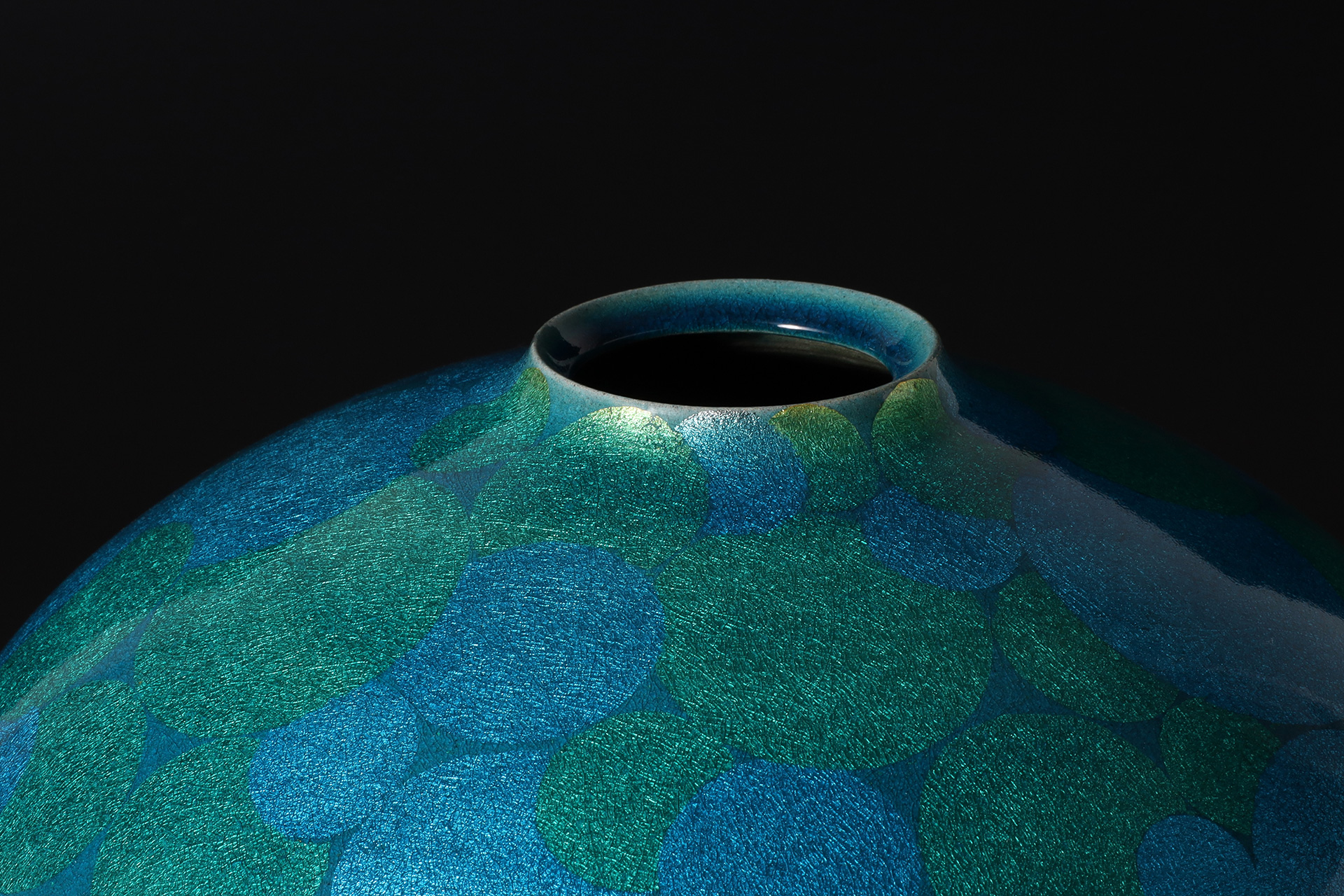 釉裏白金彩花壺（小野珀子） - 天平堂（TENPYODO）