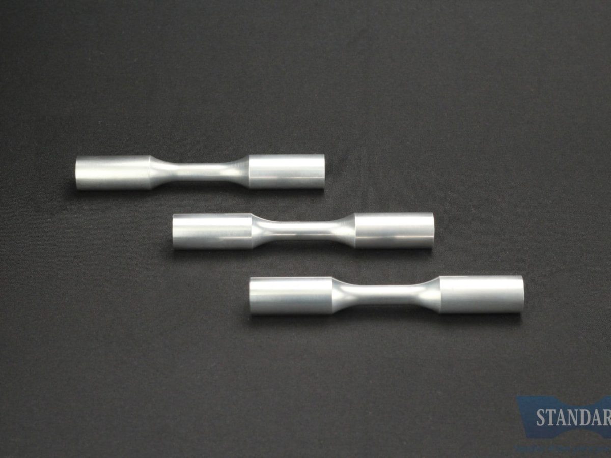 NO 256材質わ分かりません、鉄でわありま線、アルミ?ーステンレス