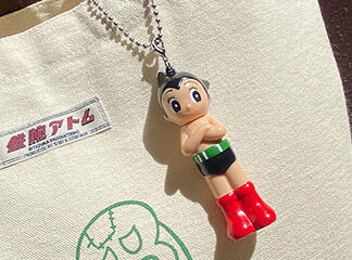 鉄腕アトム、大好き！宝飾ペンダント 【公式通販】