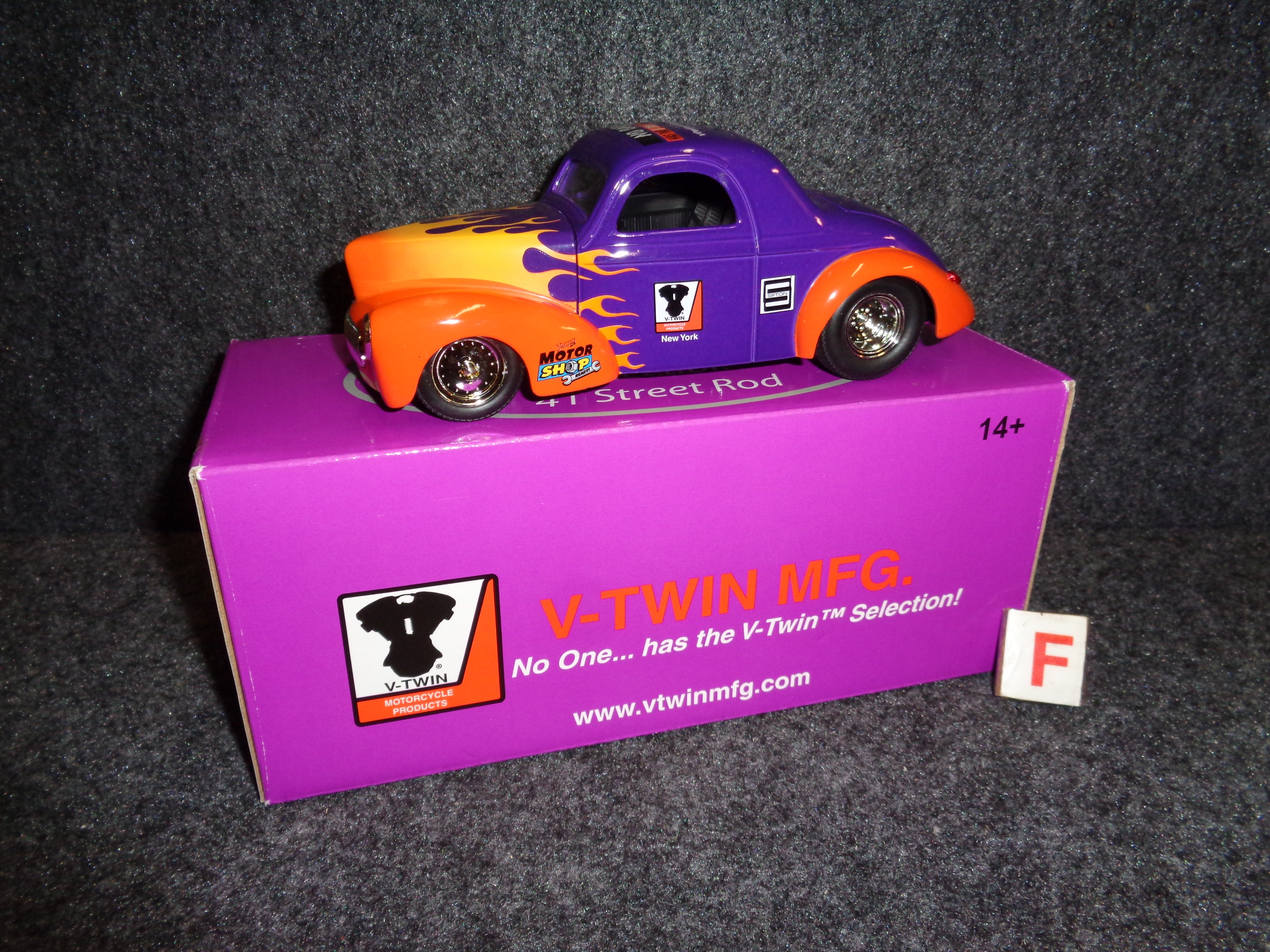 ミニカー Budweiser '41 Willys Street ROD Budweiser 1941 Willys