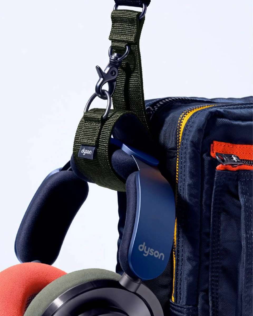 ヘッドホン Dyson PORTER headphones and shoulder bag YOSHIDA & Co