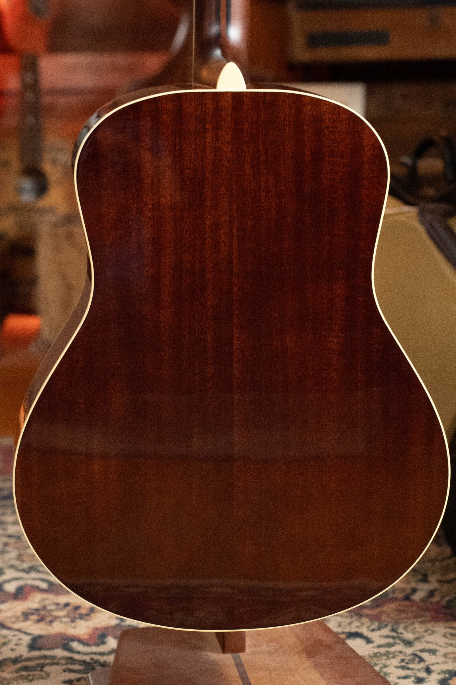 Yamaha LL6M ARE Engelmann/Mahogany Jumbo Guitar w/SRT Zero Impact Pass