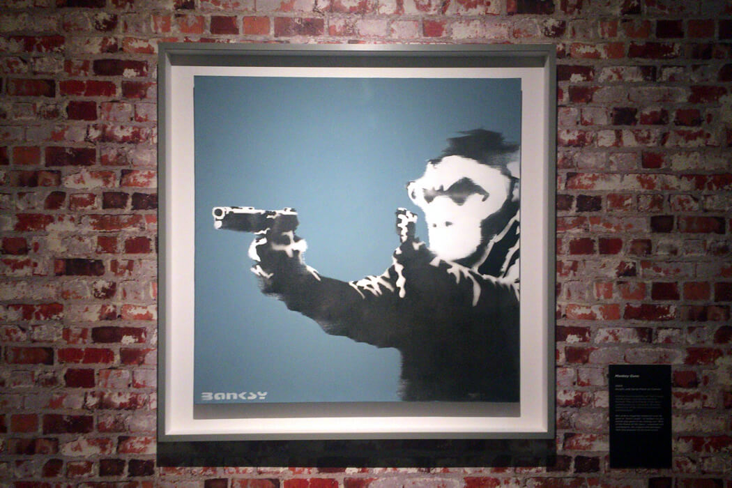 バンクシー Banksy ピストル ピエロ 【公式通販】