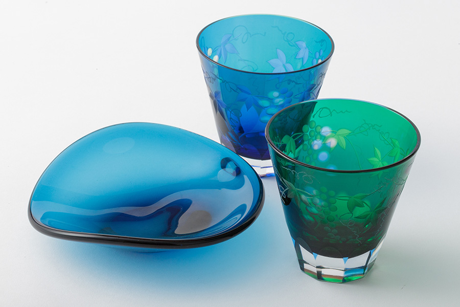 暮らしに煌めきを 美しい江戸硝子（東京） || THE COVER NIPPON