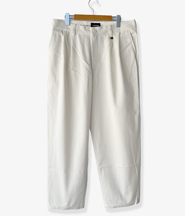 DESCENDANT/DC-3 ORGANIC COTTON TWILL TROUSERS (WHITE)
