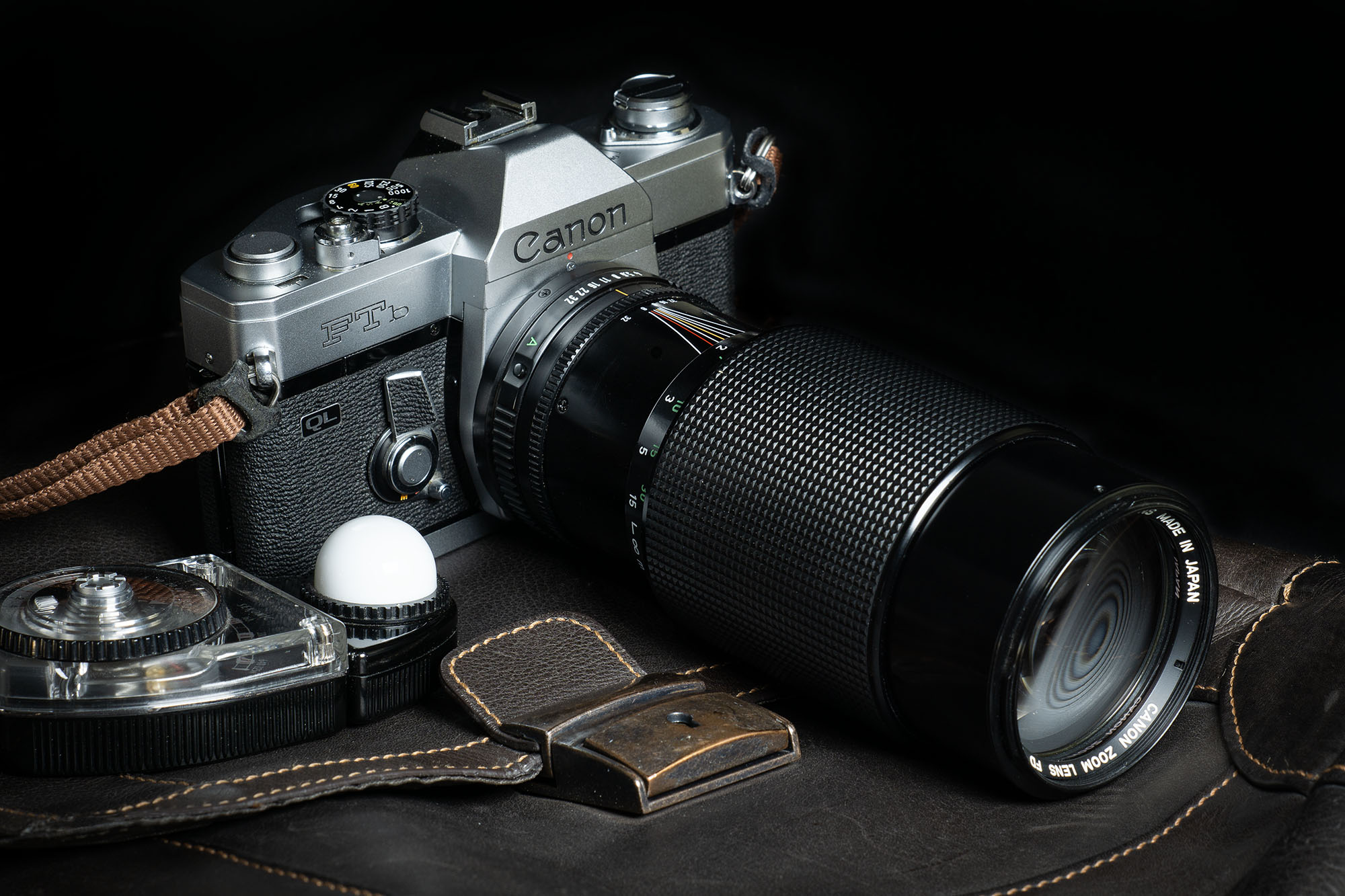 Legacy Lens Review: Canon FDn 70-210mm f4 Zoom - The Noisy Shutter