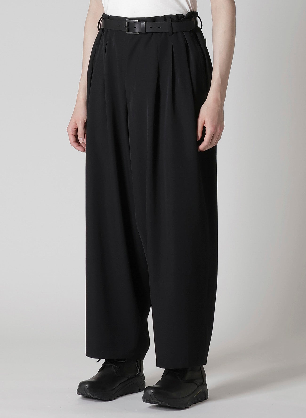 WOOL GABARDINE 12 TUCKS PANTS – THE SHOP YOHJI YAMAMOTO