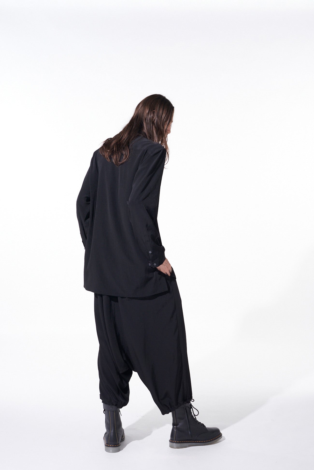 CREPE de CHINE BALLOON SAROUEL PANTS – THE SHOP YOHJI YAMAMOTO
