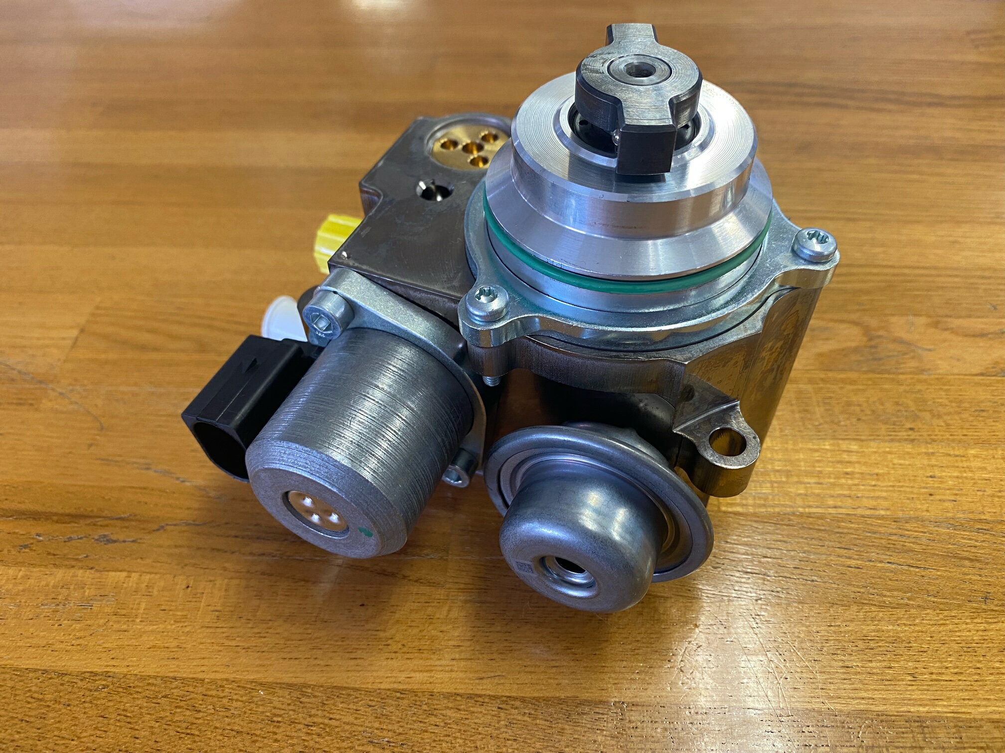 中古】BMW MINI R56前期 高圧ポンプ OE（中身純正）品