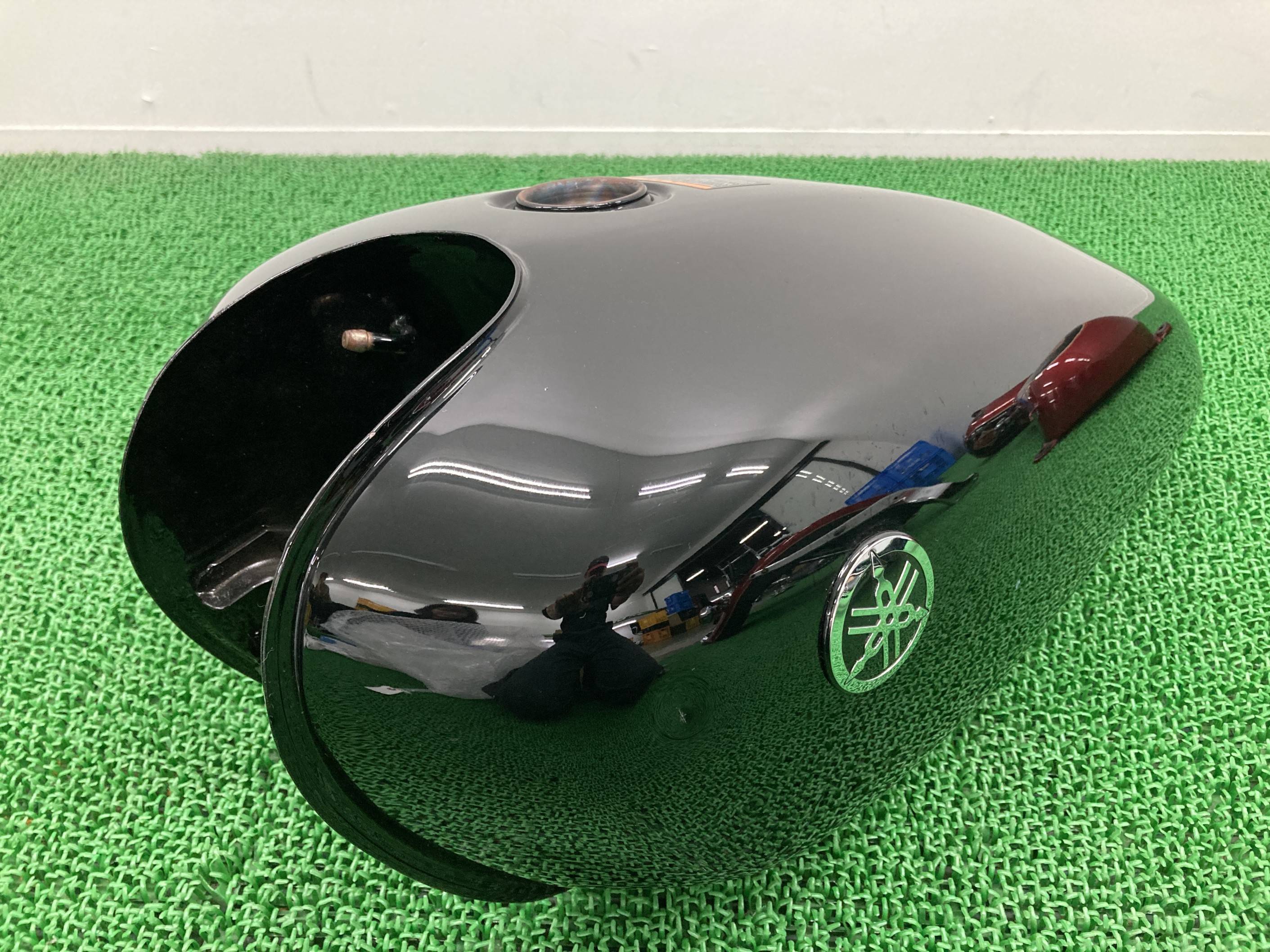 楽天市場】タンク SR400 純正（パーツ｜バイク用品）：車用品・バイク