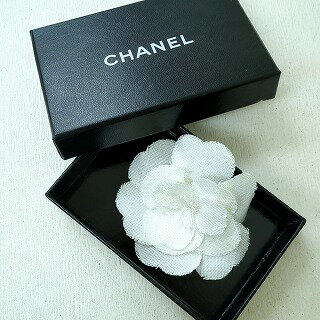 CHANELシャネル カメリアコサージュ ブローチ シルク ホワイト 卒業