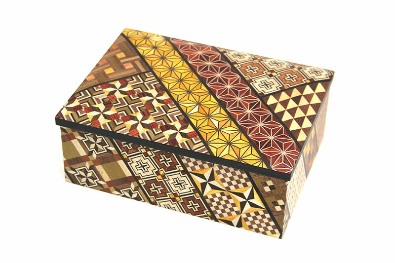 寄せ木細工 5つ引きタンス 寄せ木細工 5つ引きタンス 寄木細工のインテリア