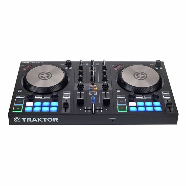 TRAKTOR KONTROL S4MK2 ギグバッグパック付き
