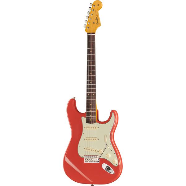 Fender AV II 61 STRAT RW FRD – United States