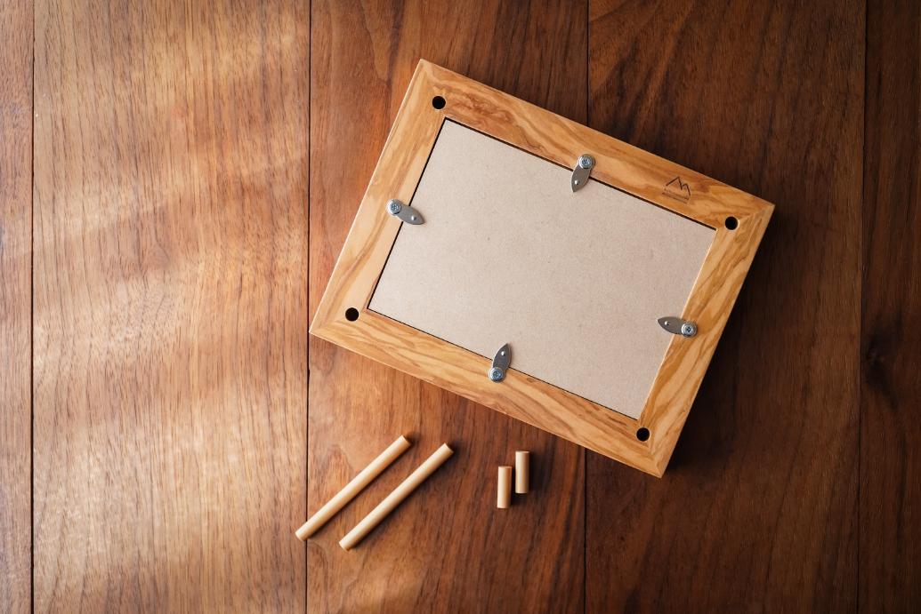 オリーブの木で作るフォトフレーム – timberdy