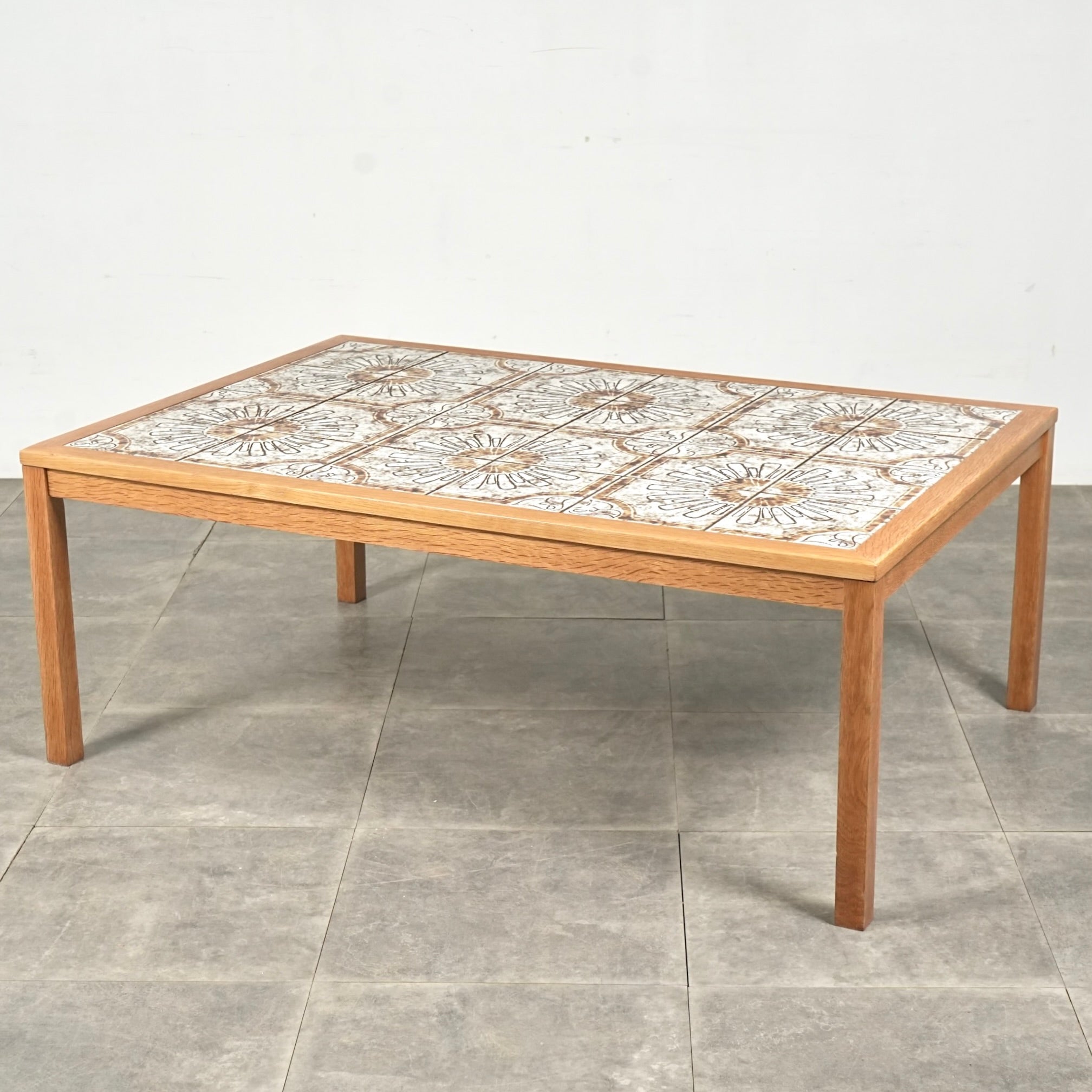デンマークヴィンテージ タイルトップ ローテーブル – TIME HYPE