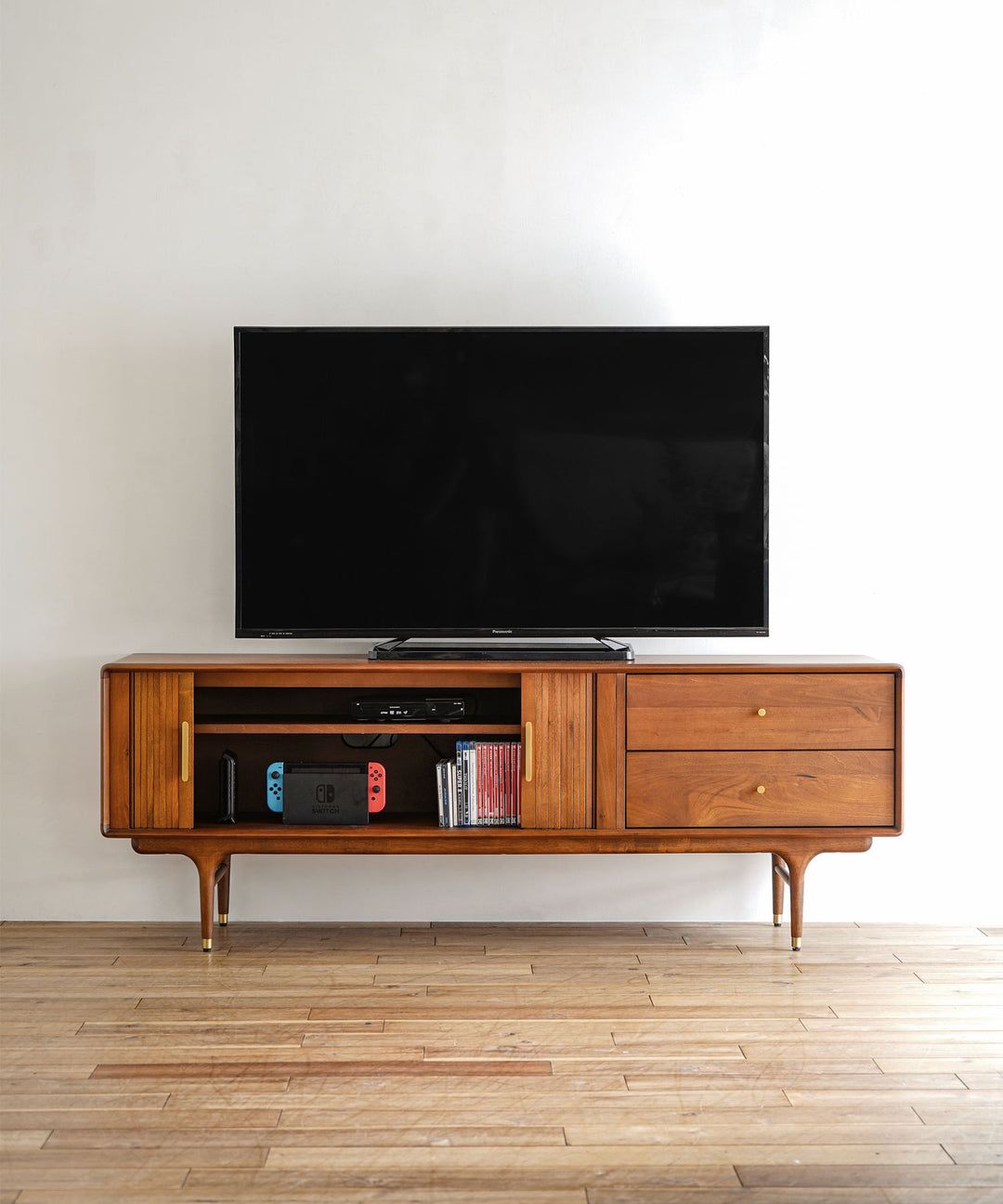 JULIE テレビボード ダークブラウン 幅160cm - 北欧ヴィンテージ