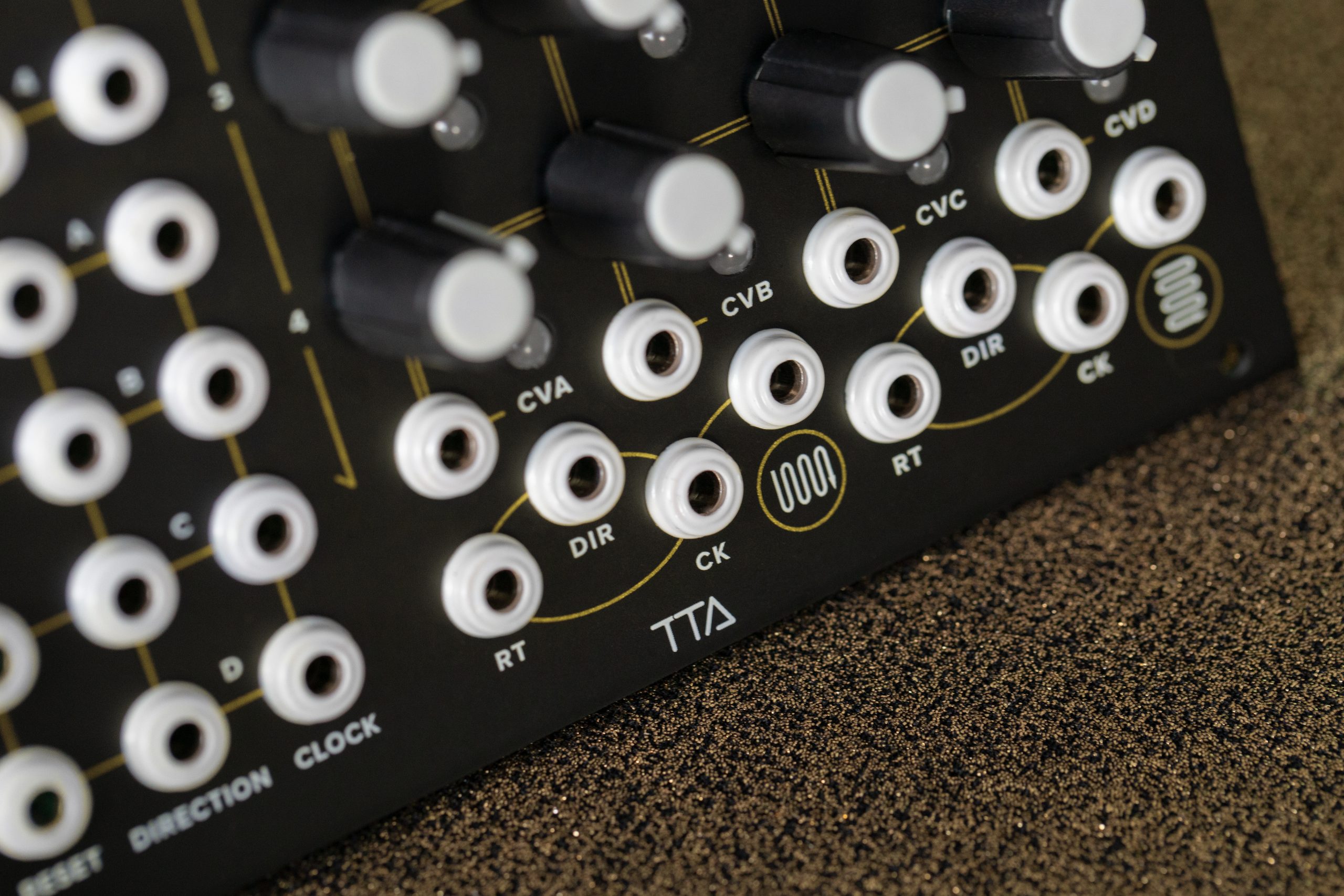 Z8000 - Tiptop Audio