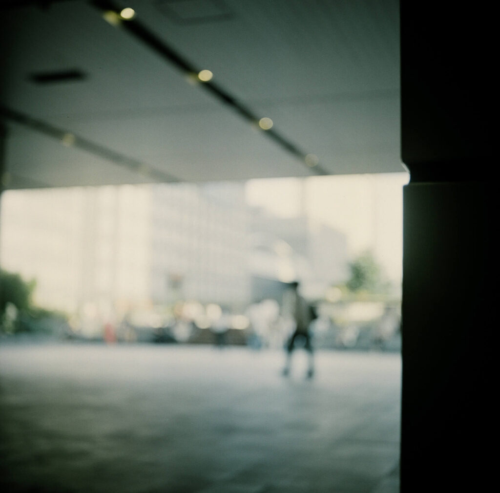 Minolta AUTOCORD 作例｜LomoChrome Metropolis & ORTHO 400、二眼レフ