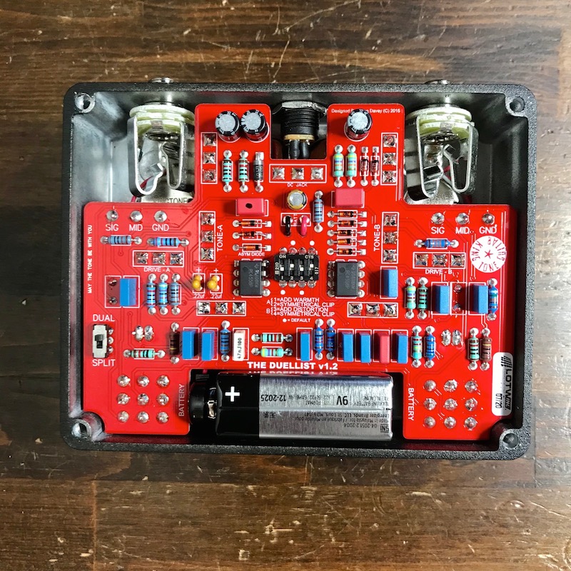 KING TONE GUITAR THE DUELLIST – PEDALBOARD FRIENDLY | TONE BLUE