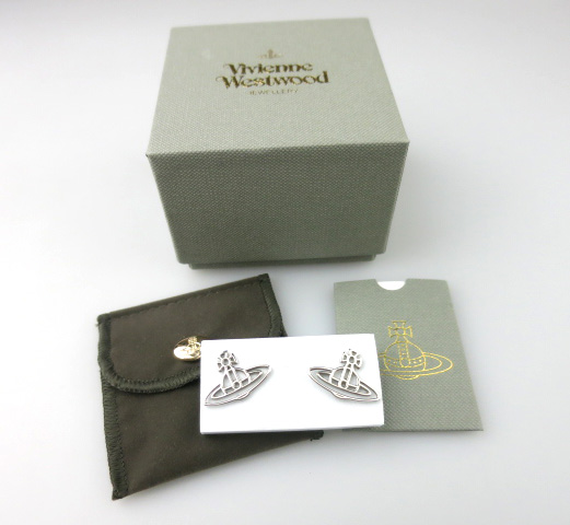 Vivienne Westwood シンライン フラット オーブ シルバー ピアス