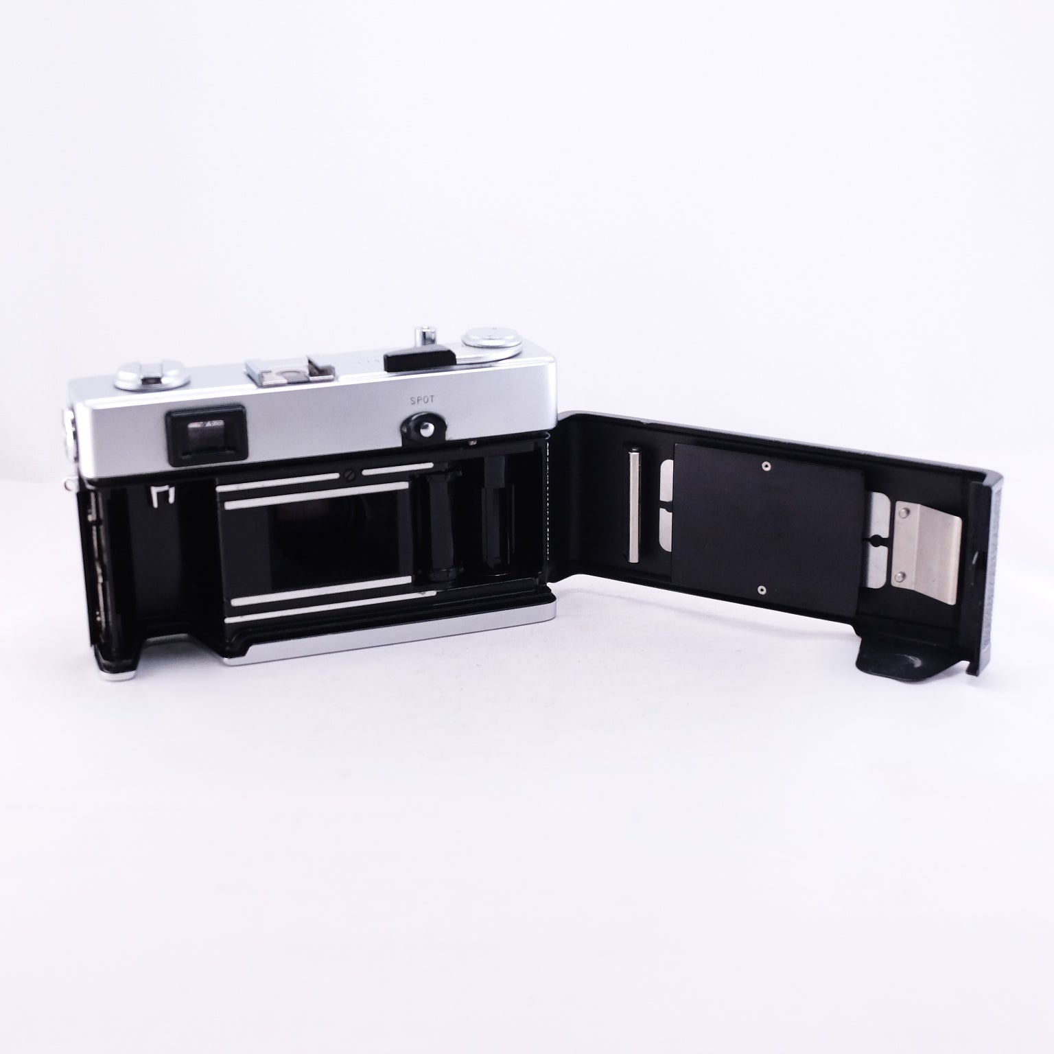 Rollei B 35 コンパクトフィルムカメラ Rollei（ローライ）の魅力・私