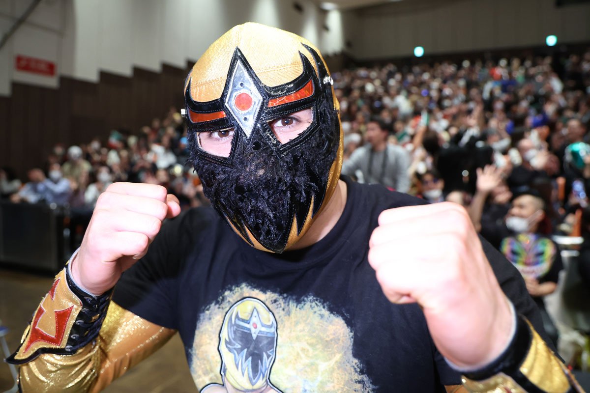 AEW】オカダ・カズチカと竹下幸之介が頂上決戦へ火花！ もう1人の