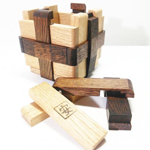 KARAKURI BOX カラクリ箱 安兵衛 亀井明夫 パズル 希少 2025年最新