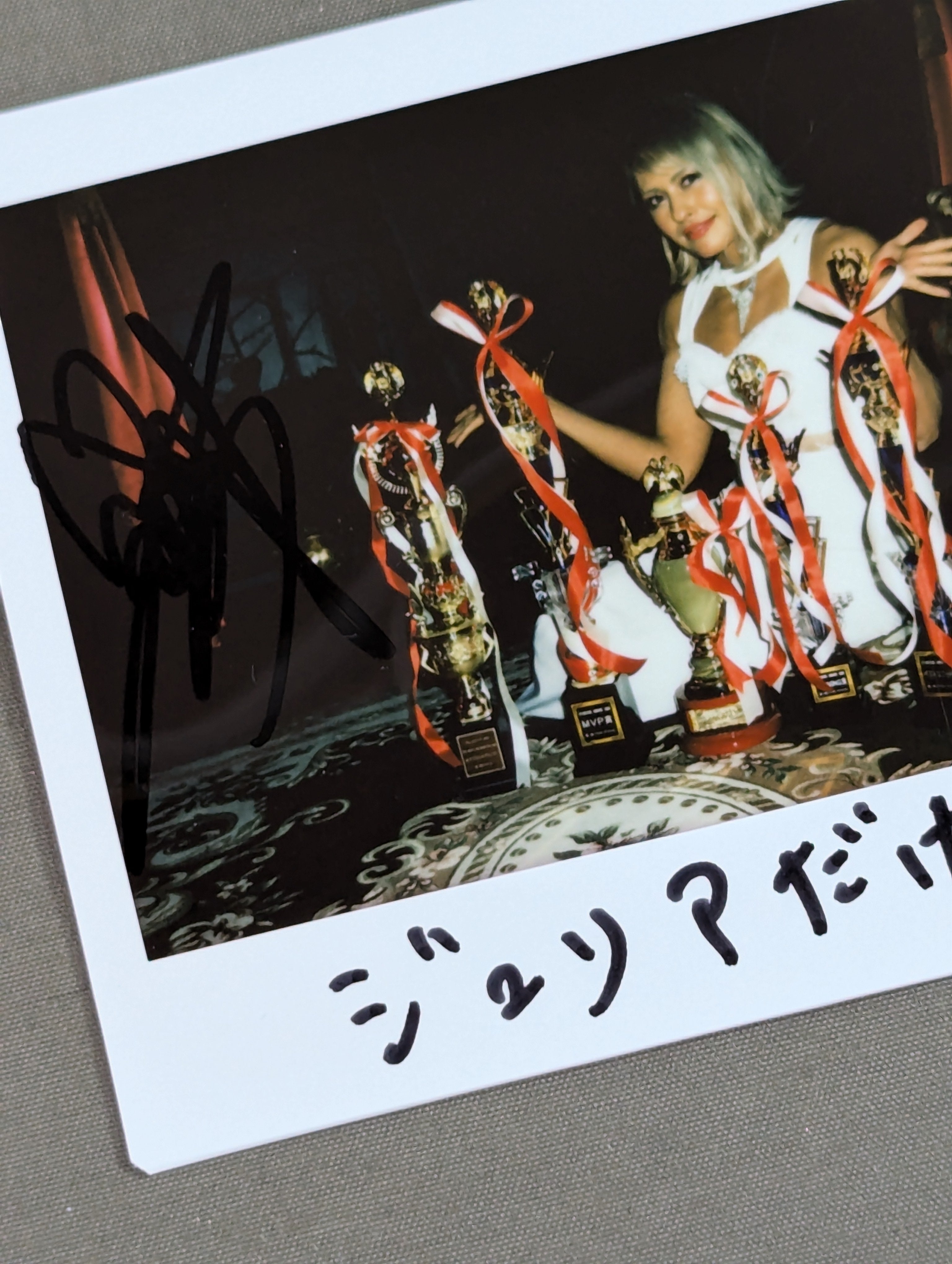 i-dle ミヨン シュファ サイン入りチェキ