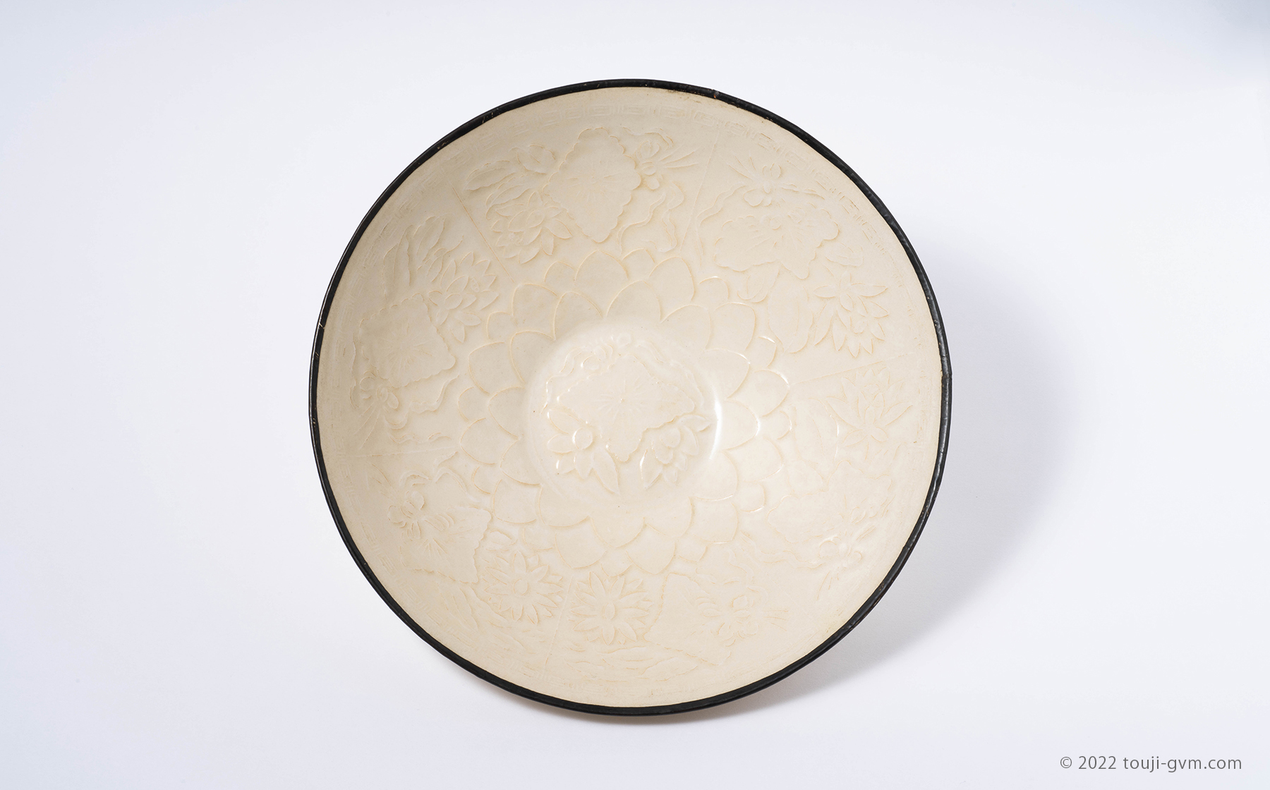 中国古美術 宋時代定窯白磁花卉•鶴紋皿；BL1-7 中国古美術 宋時代定窯