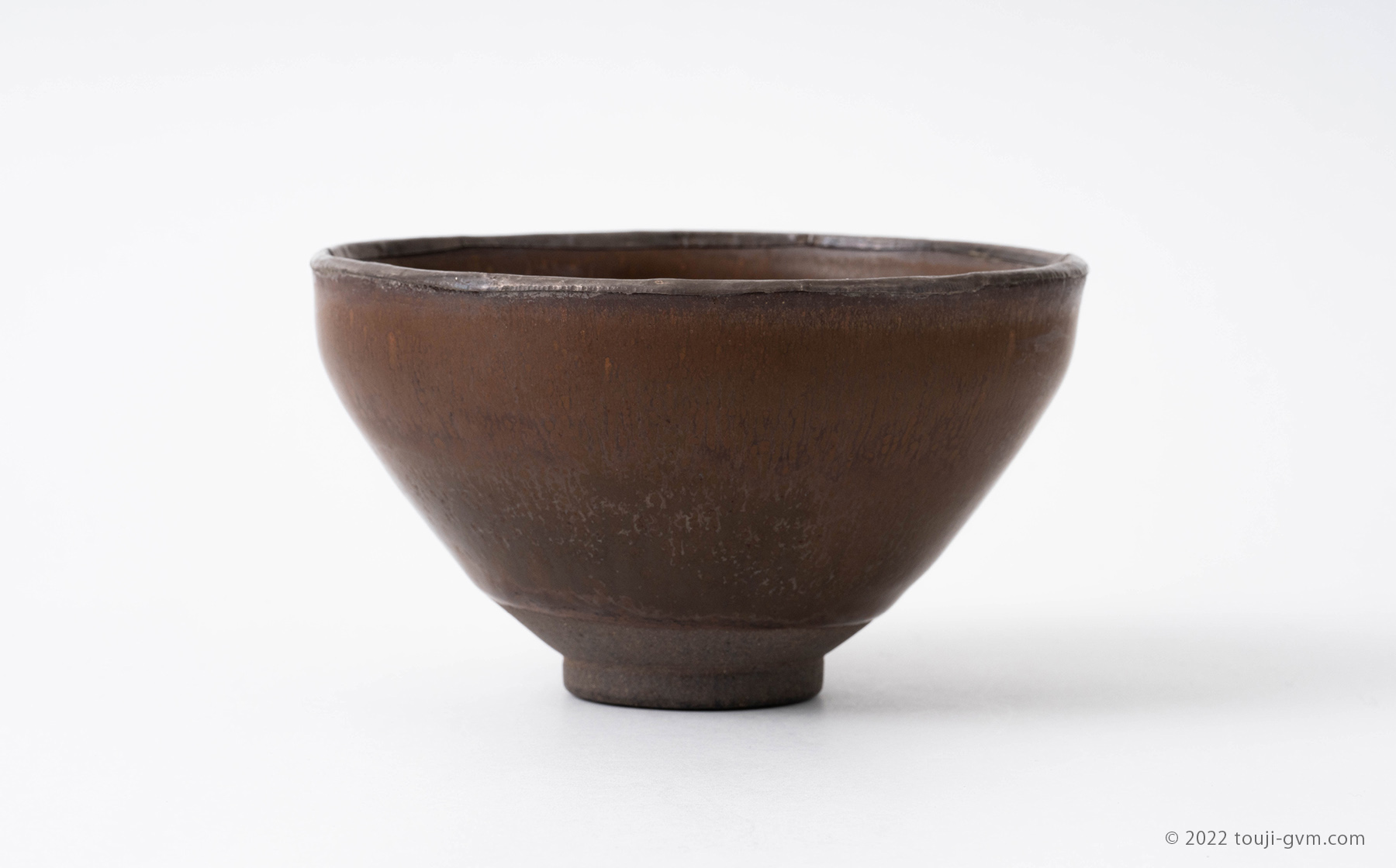 油滴天目茶碗 – Tenmoku Oil Spot | 陶磁オンライン美術館ーTOUJI