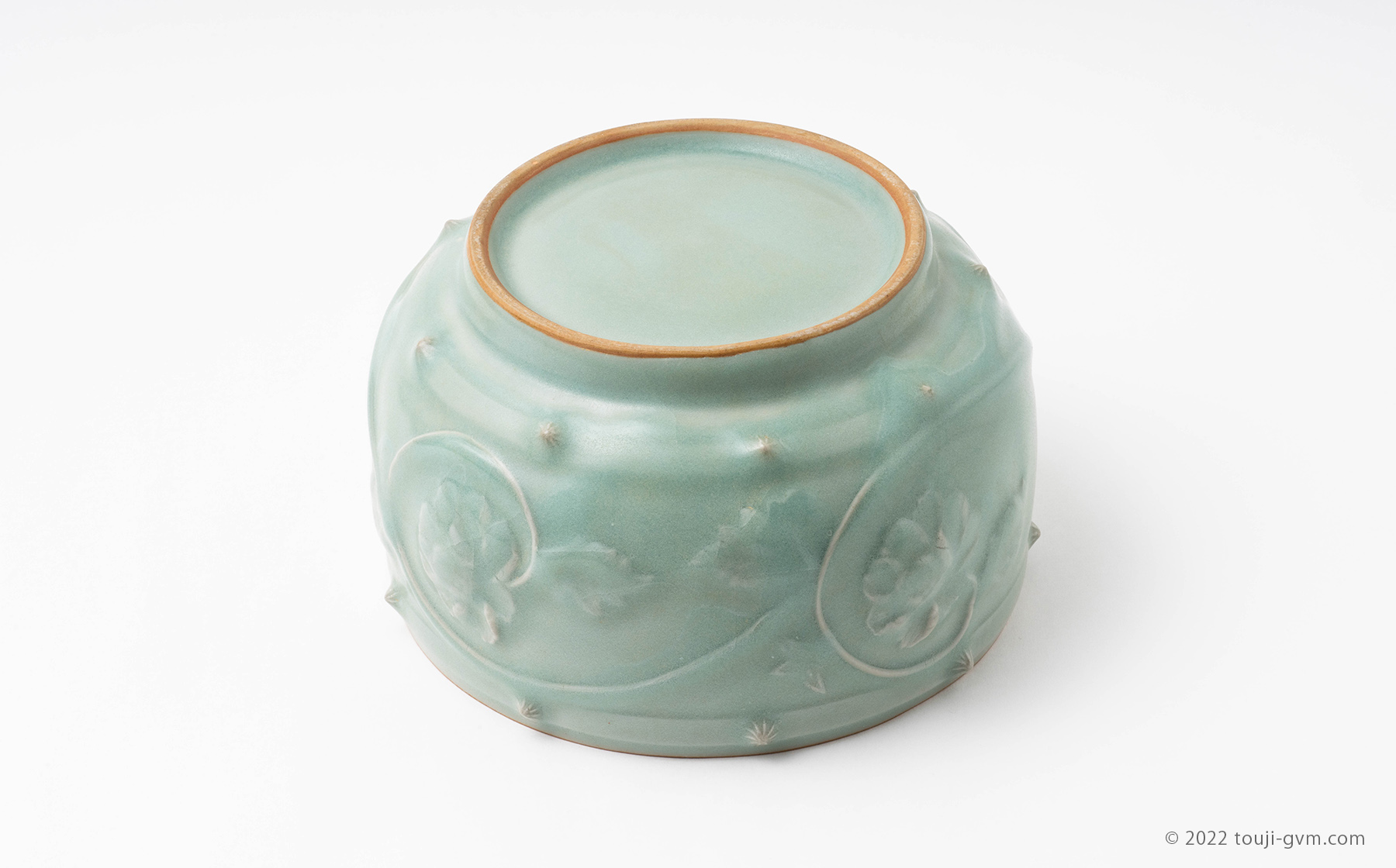 中国 龍泉窯青磁 刻花文 香合 盒子 N 7070E中国 龍泉窯青磁 刻花文