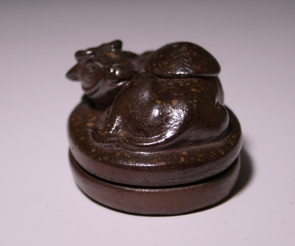 備前焼 古備前 備前国伊部村・木村盛治清近作 牛と寿老人 香炉仕立