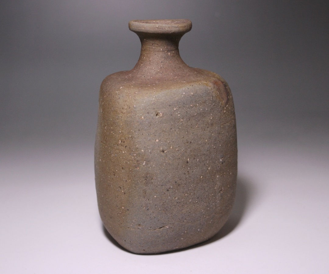 C金重有邦 ぐい呑 備前焼（共箱あり）岡山県指定重要無形文化財保持者