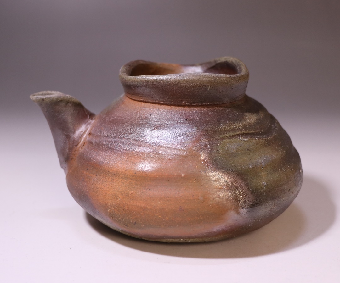 中村和樹 作 「備前片口」 ～備前焼専門卸小売店 川口陶楽苑～