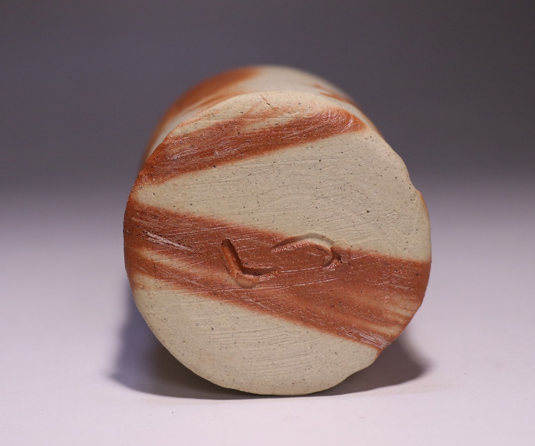 中村六郎 作 「備前緋襷麦酒呑」 ～備前焼専門卸小売店 川口陶楽苑～