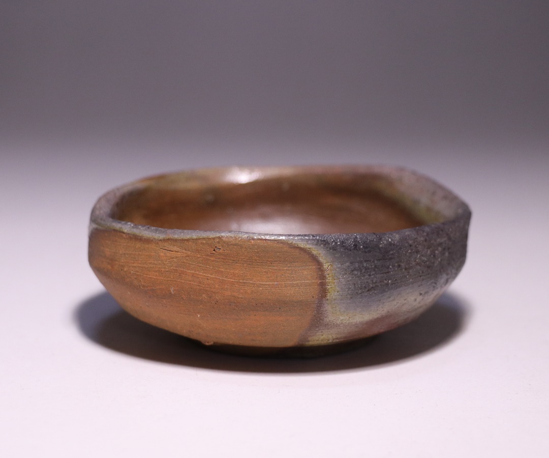 陶芸家 中村六郎 備前 ぐい呑 酒器 酒盃 窯変 共箱 共栞 陶芸