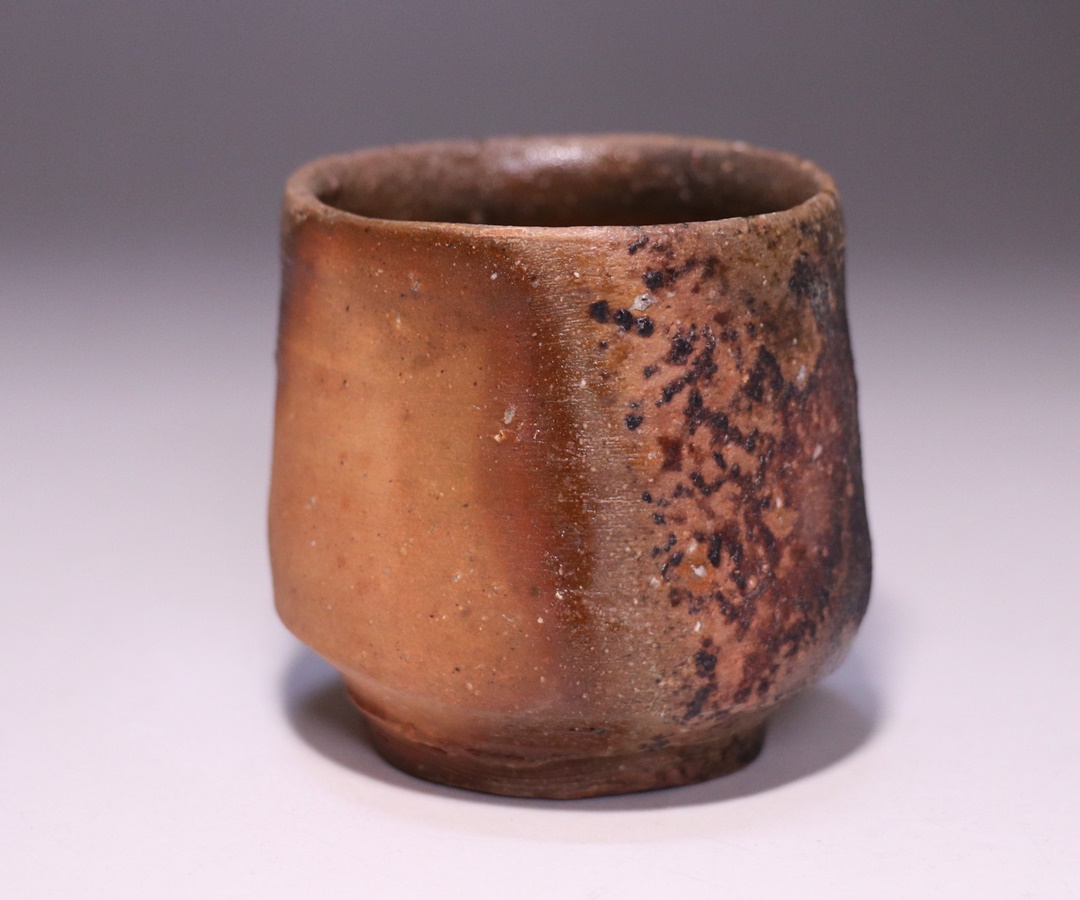 重要無形文化財小野珀子作緑釉金襴手松竹梅文香合最