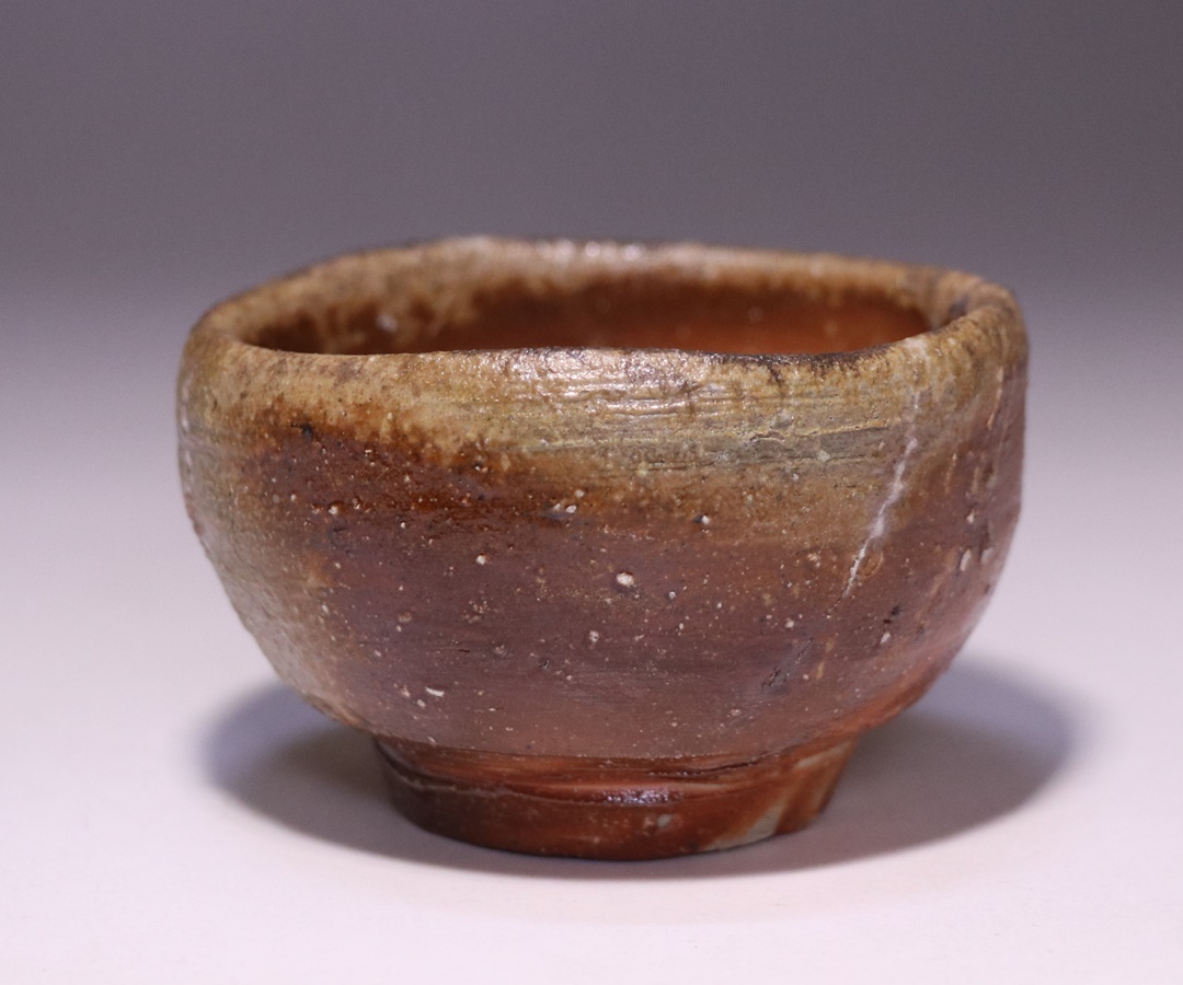 伊勢崎 淳 作 「備前酒呑」 ～備前焼専門卸小売店 川口陶楽苑～