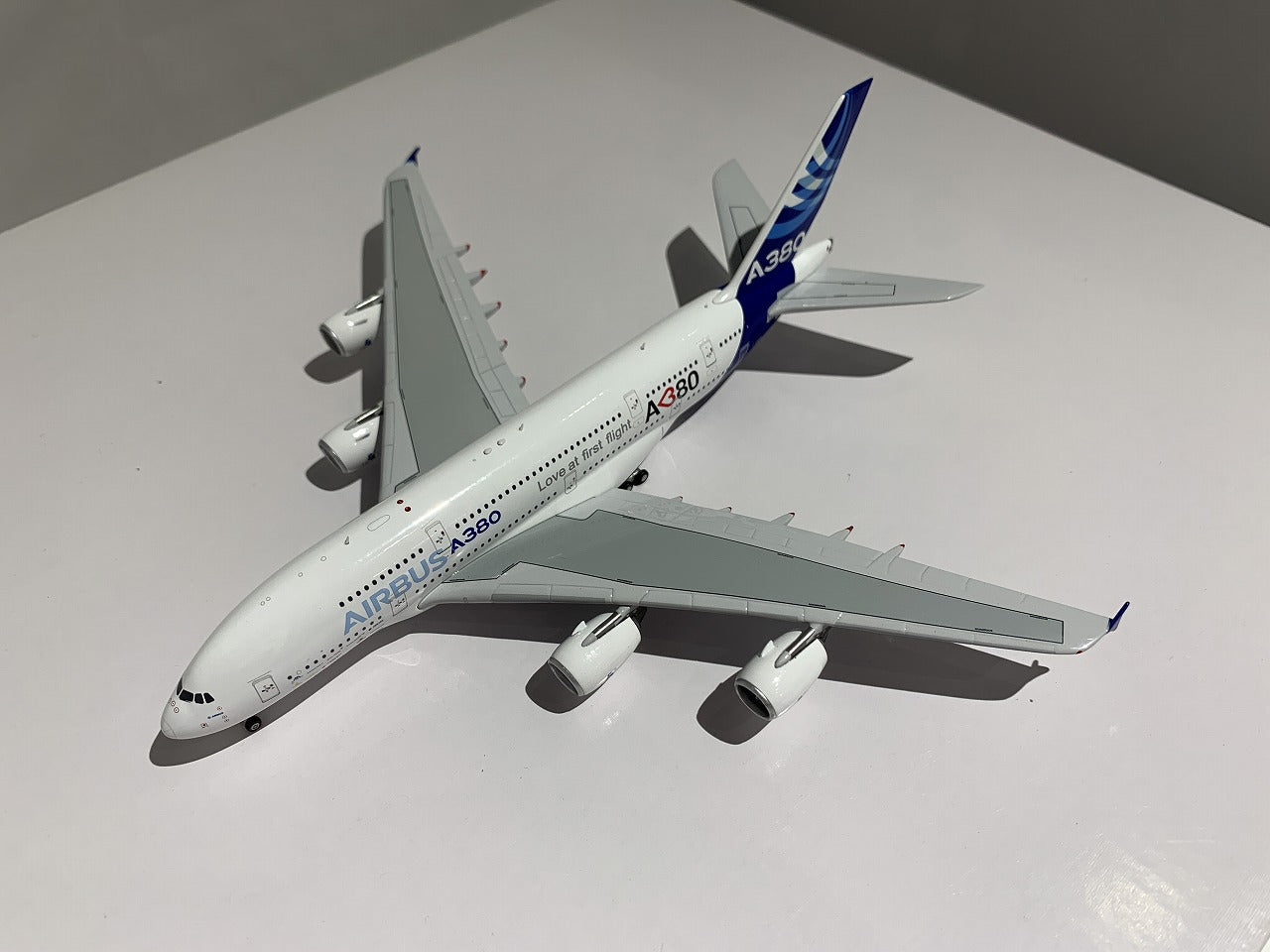 Aviation 400 A380-800 エアバス社 ハウスカラー F-WWDD 1/400[AV4188]