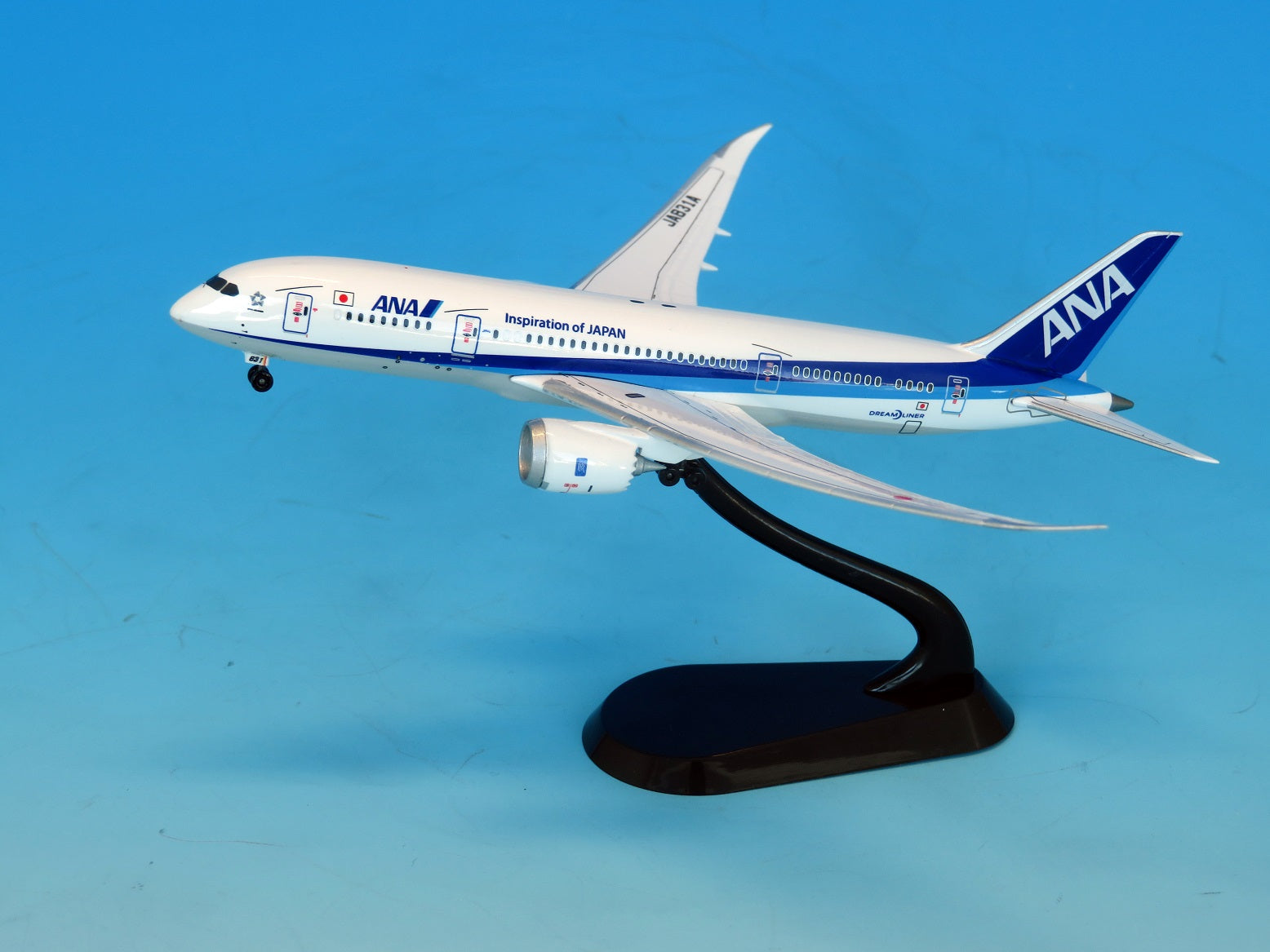 ANAモデルプレーン B787-8 1:200 ANA B787-9 JA830A 1/200モデル