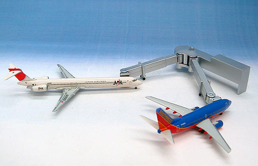 Herpa Wings 空港ジオラマアクセサリー（No.8） 1連・2連式搭乗橋 4点