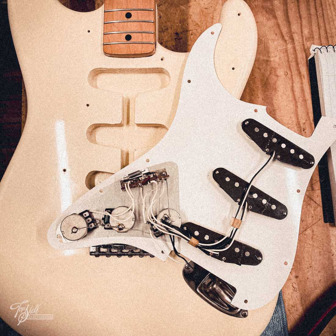 ジャンク品Squier CST-50 JVシリアル 1983年製演奏動画あり！