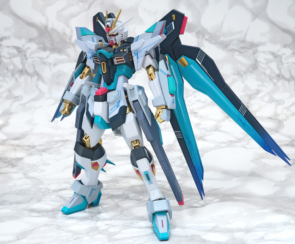 LROBOT魂 ストライクフリーダムガンダム弐式 ［初音ミク Ver.］ Amazon