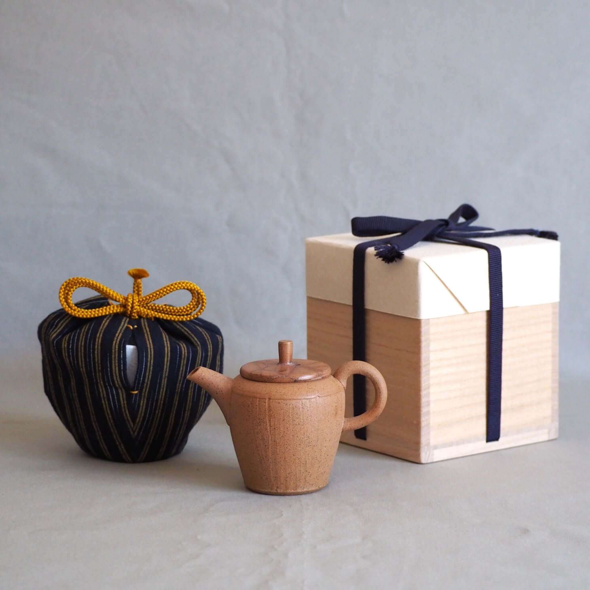 茶藻掛け茶壺 小茶箱 [東山堂煎茶器店 オンラインショップ] – 煎茶