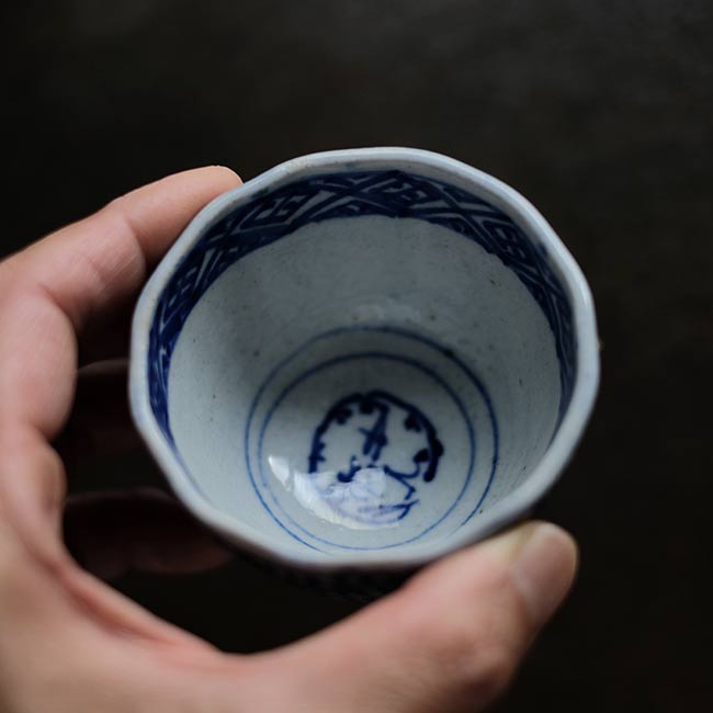 向付 3客 染付 色絵付 花唐草 角向付 窯傷 歪み 向付 3客 染付 色絵付