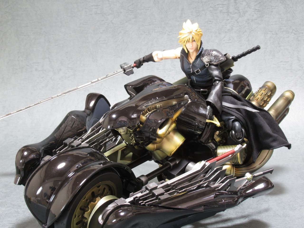 ファイナルファンタジー7 アドベントチルドレン クラウド&フェンリル