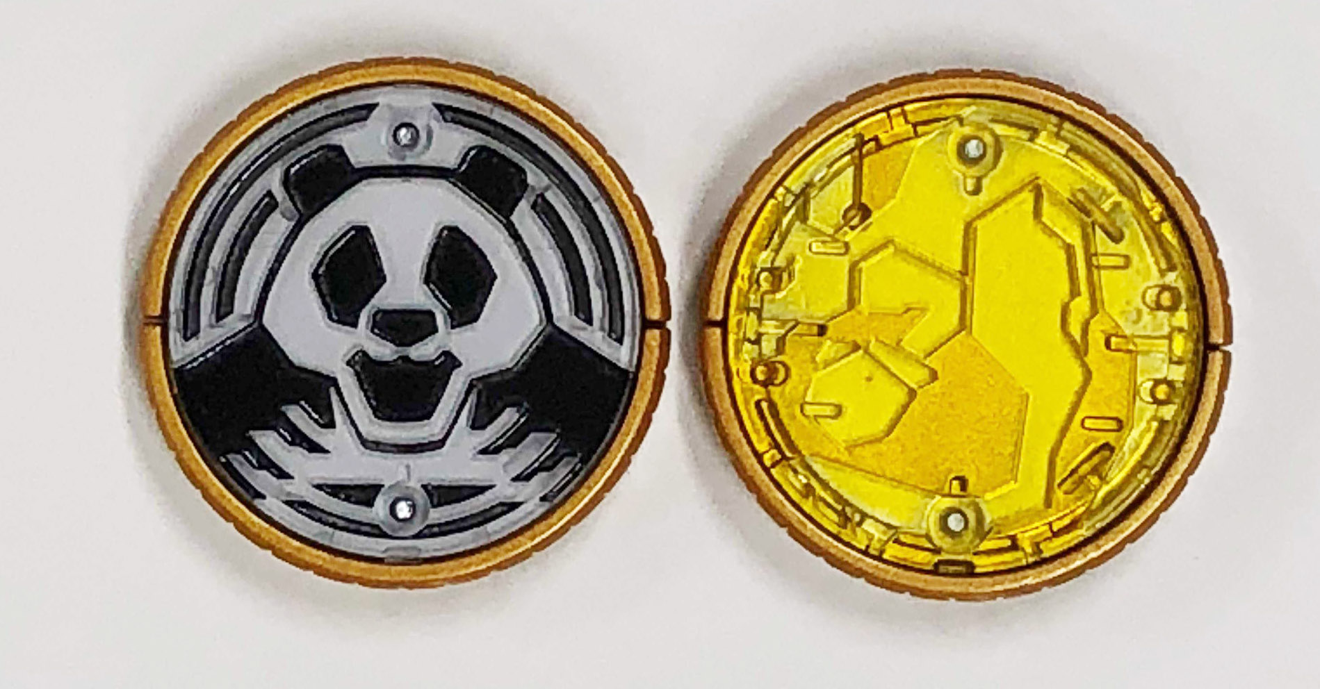 黒いコアメダルの出自が、ブックレットで遂に明らかに！｜仮面ライダー